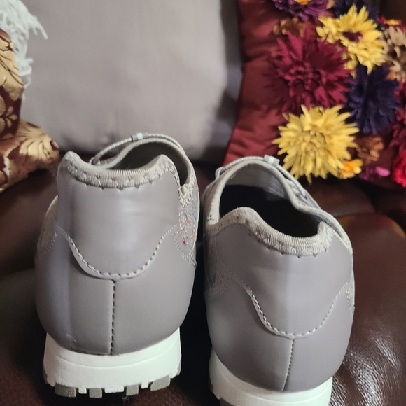 Comfortview shoes - Picture 3 of 6